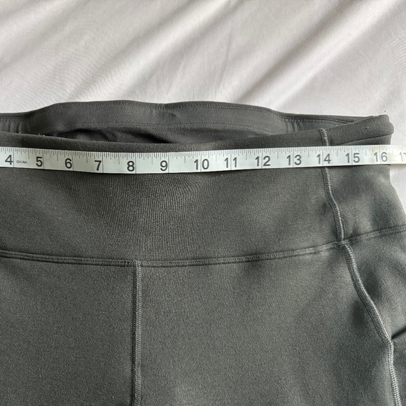 Athleta Altitude Stash fleece-lined tights leggings, LP, large petite - Picture 4 of 6